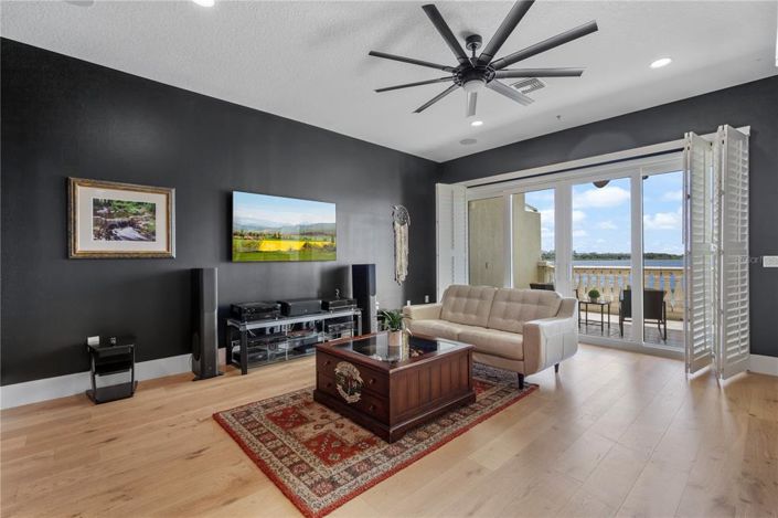 Image No.16-2 Bed Property for sale