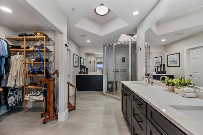 Image No.22-2 Bed Property for sale