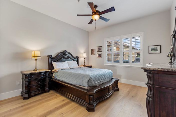 Image No.24-2 Bed Property for sale