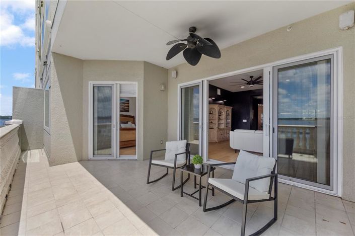 Image No.28-2 Bed Property for sale