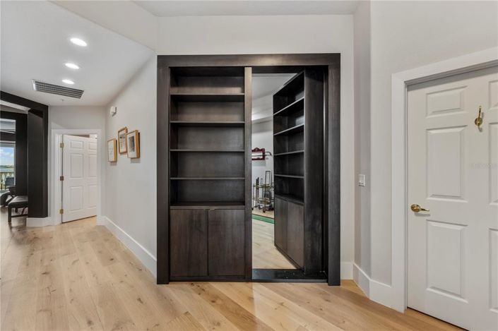 Image No.7-2 Bed Property for sale