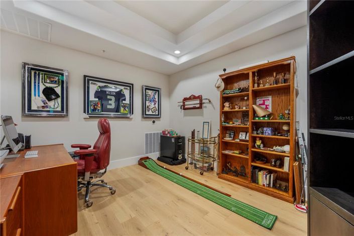 Image No.8-2 Bed Property for sale