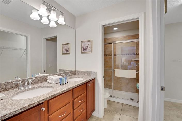 Image No.15-4 Bed Townhouse for sale