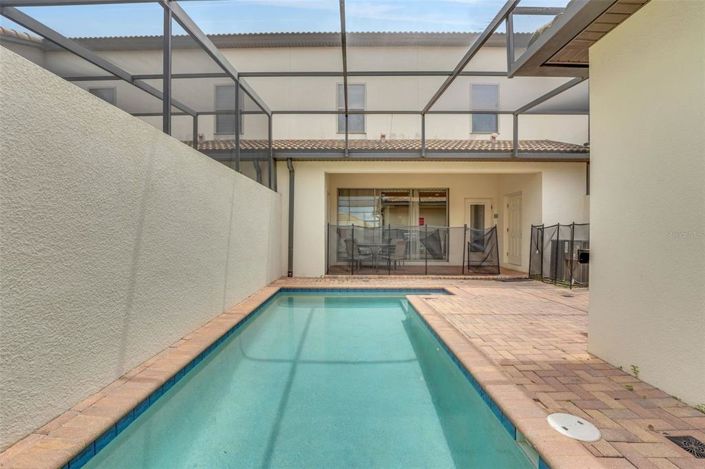 Image No.16-4 Bed Townhouse for sale