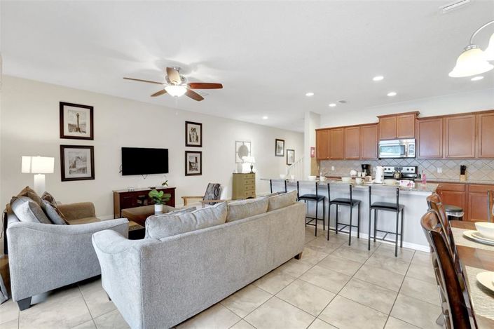 Image No.8-4 Bed Townhouse for sale