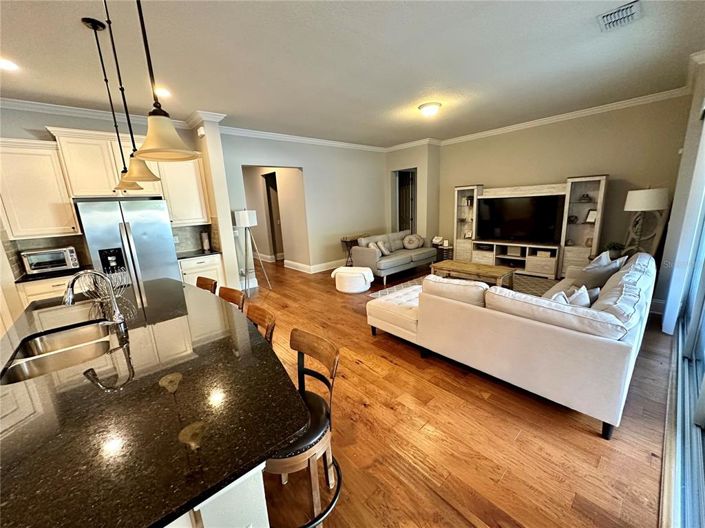 Image No.5-4 Bed Property for sale