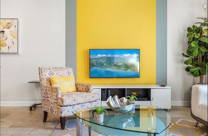 Image No.11-4 Bed Townhouse for sale