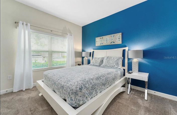 Image No.12-4 Bed Townhouse for sale