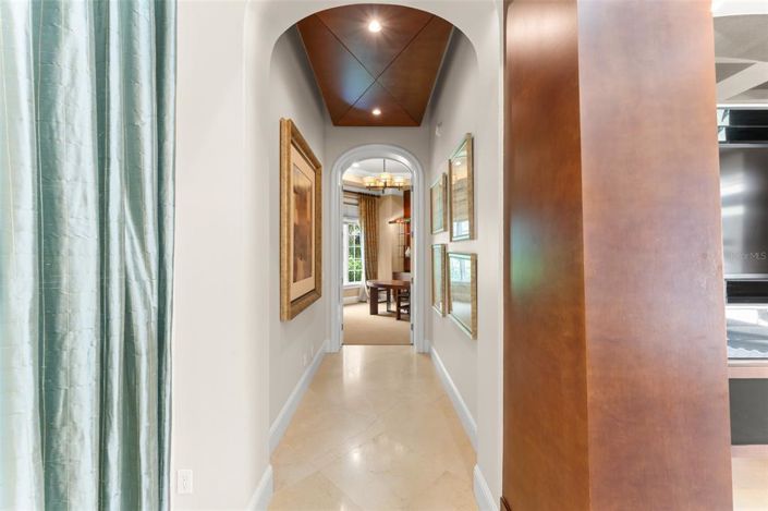 Image No.20-4 Bed Property for sale