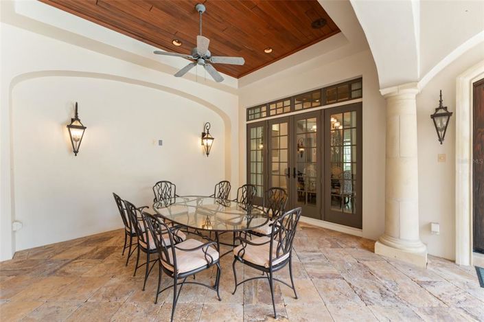 Image No.37-4 Bed Property for sale