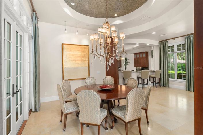 Image No.8-4 Bed Property for sale