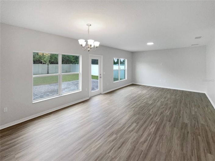 Image No.17-Propriété de 4 chambres à vendre à Kissimmee