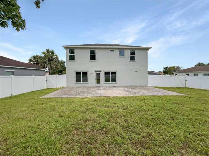 Image No.8-Propriété de 4 chambres à vendre à Kissimmee