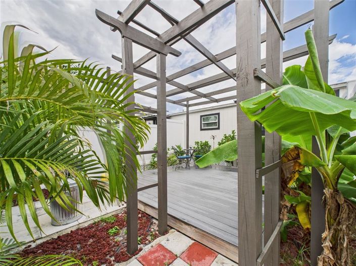 Image No.65-3 Bed Property for sale