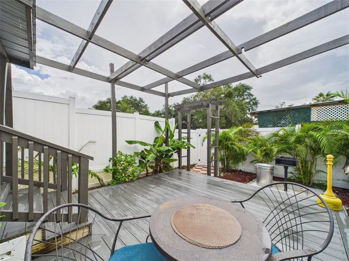 Image No.67-3 Bed Property for sale