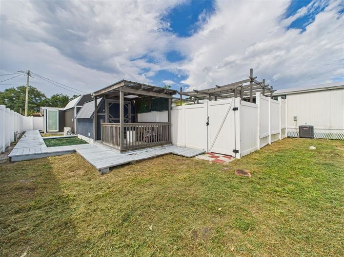 Image No.74-3 Bed Property for sale