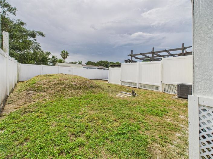 Image No.75-3 Bed Property for sale