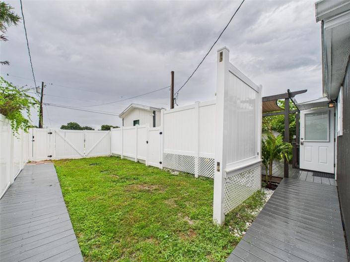 Image No.79-3 Bed Property for sale