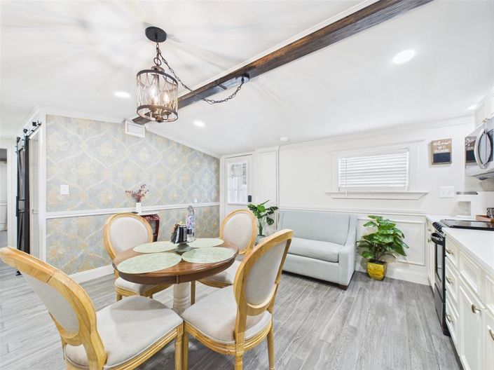 Image No.9-3 Bed Property for sale