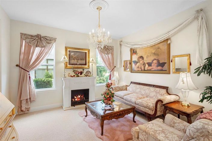 Image No.12-4 Bed Property for sale