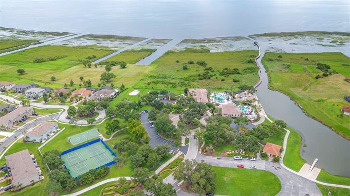 Image No.54-4 Bed Property for sale