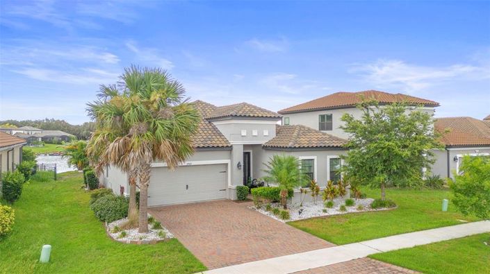 Image No.6-4 Bed Property for sale