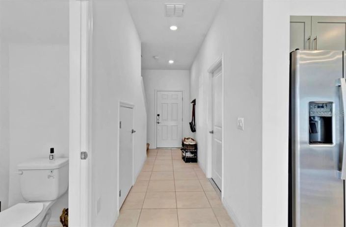 Image No.16-3 Bed Townhouse for sale