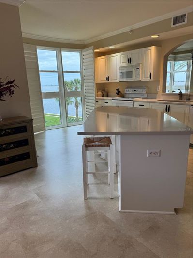 Image No.15-3 Bed Property for sale