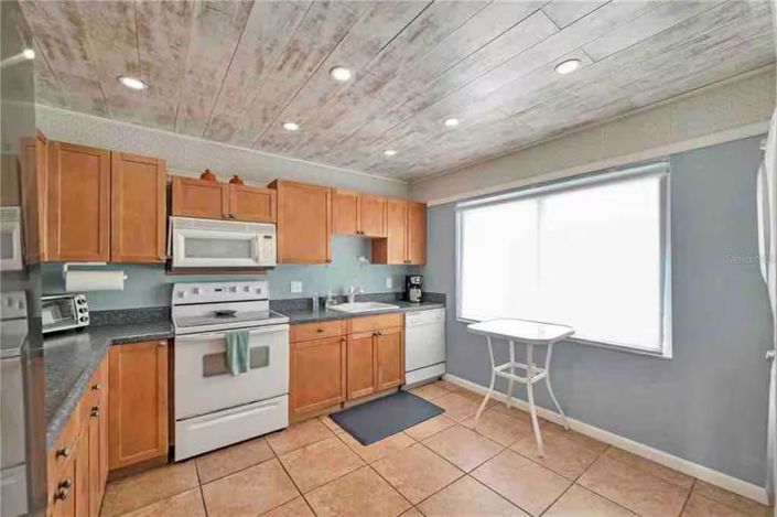 Image No.12-Propriété de 3 chambres à vendre à Treasure Island