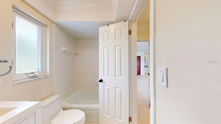 Image No.40-3 Bed Property for sale