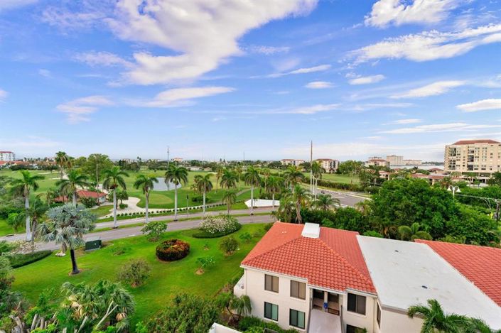 Image No.18-2 Bed Property for sale