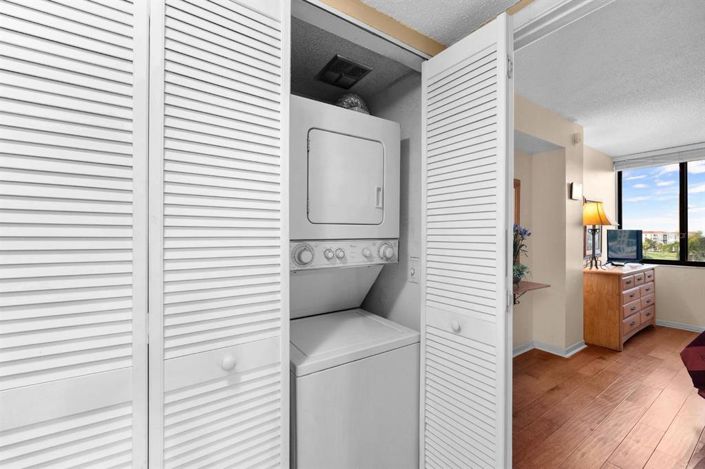 Image No.26-2 Bed Property for sale