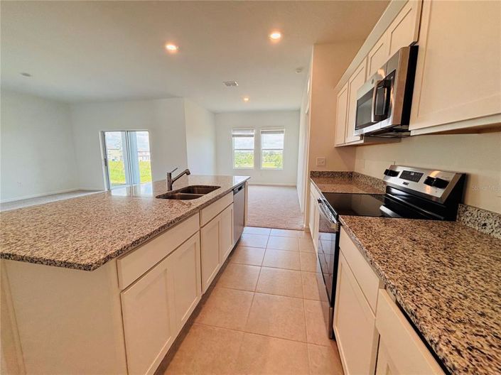 Image No.3-Propriété de 4 chambres à vendre à Haines City