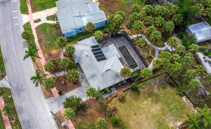 Image No.16-3 Bed Property for sale