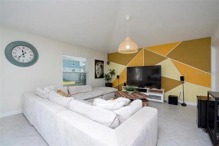 Image No.14-3 Bed Property for sale