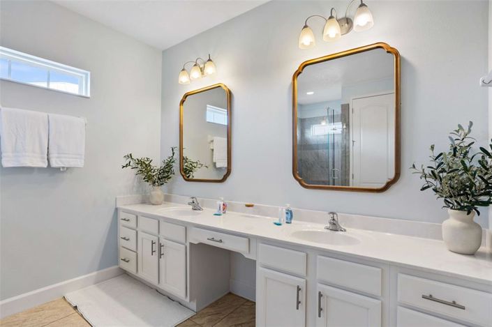 Image No.28-Propriété de 6 chambres à vendre à Reunion