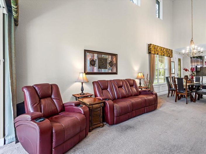 Image No.13-3 Bed Townhouse for sale