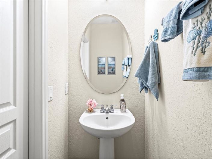 Image No.34-3 Bed Townhouse for sale