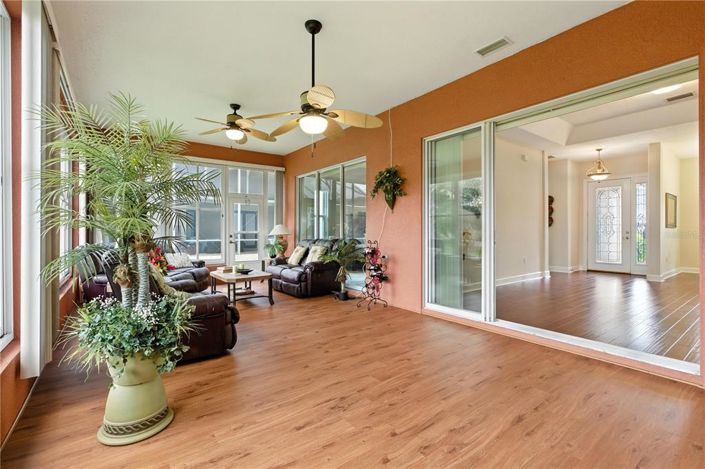 Image No.30-4 Bed Property for sale