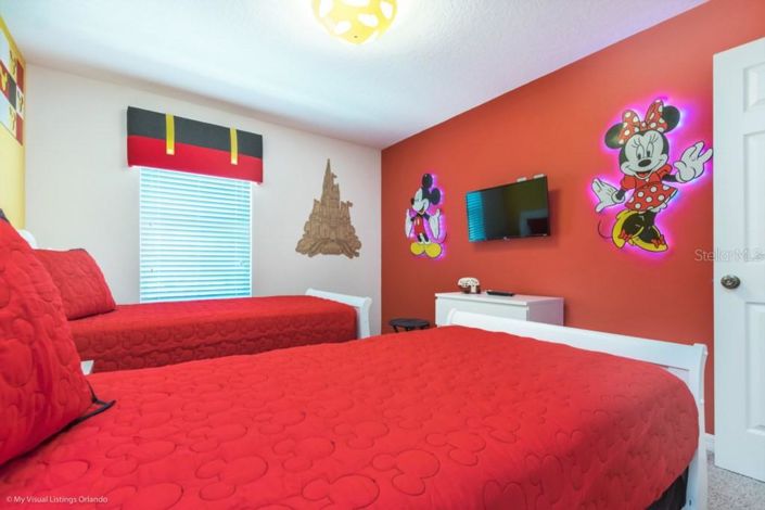 Image No.33-5 Bed Townhouse for sale