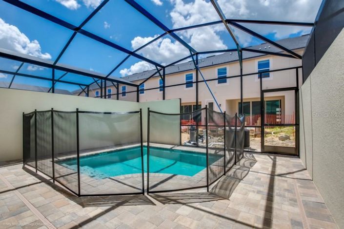 Image No.42-5 Bed Townhouse for sale