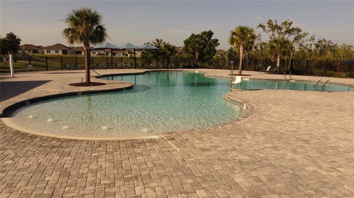 Image No.48-Propriété de 4 chambres à vendre à Haines City