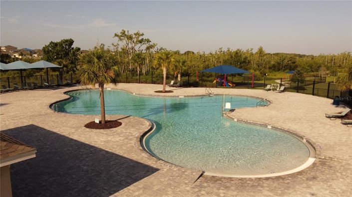 Image No.50-Propriété de 4 chambres à vendre à Haines City