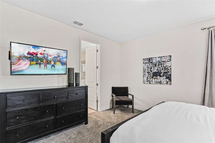 Image No.38-9 Bed Property for sale