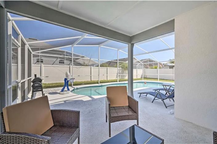 Image No.12-4 Bed Property for sale