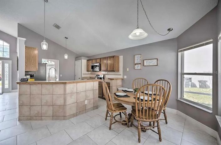 Image No.6-4 Bed Property for sale