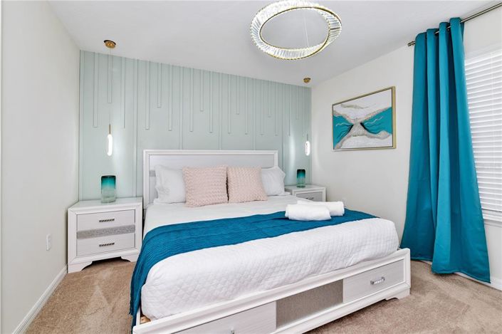 Image No.14-8 Bed Property for sale