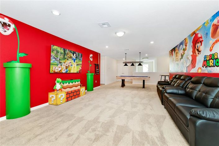 Image No.25-8 Bed Property for sale