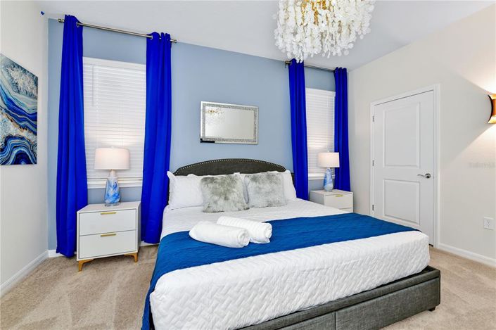 Image No.35-8 Bed Property for sale