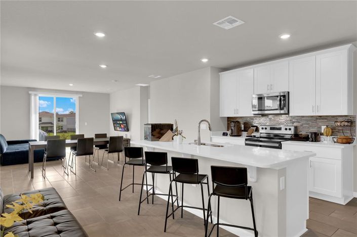 Image No.4-Propriété de 4 chambres à vendre à Clermont